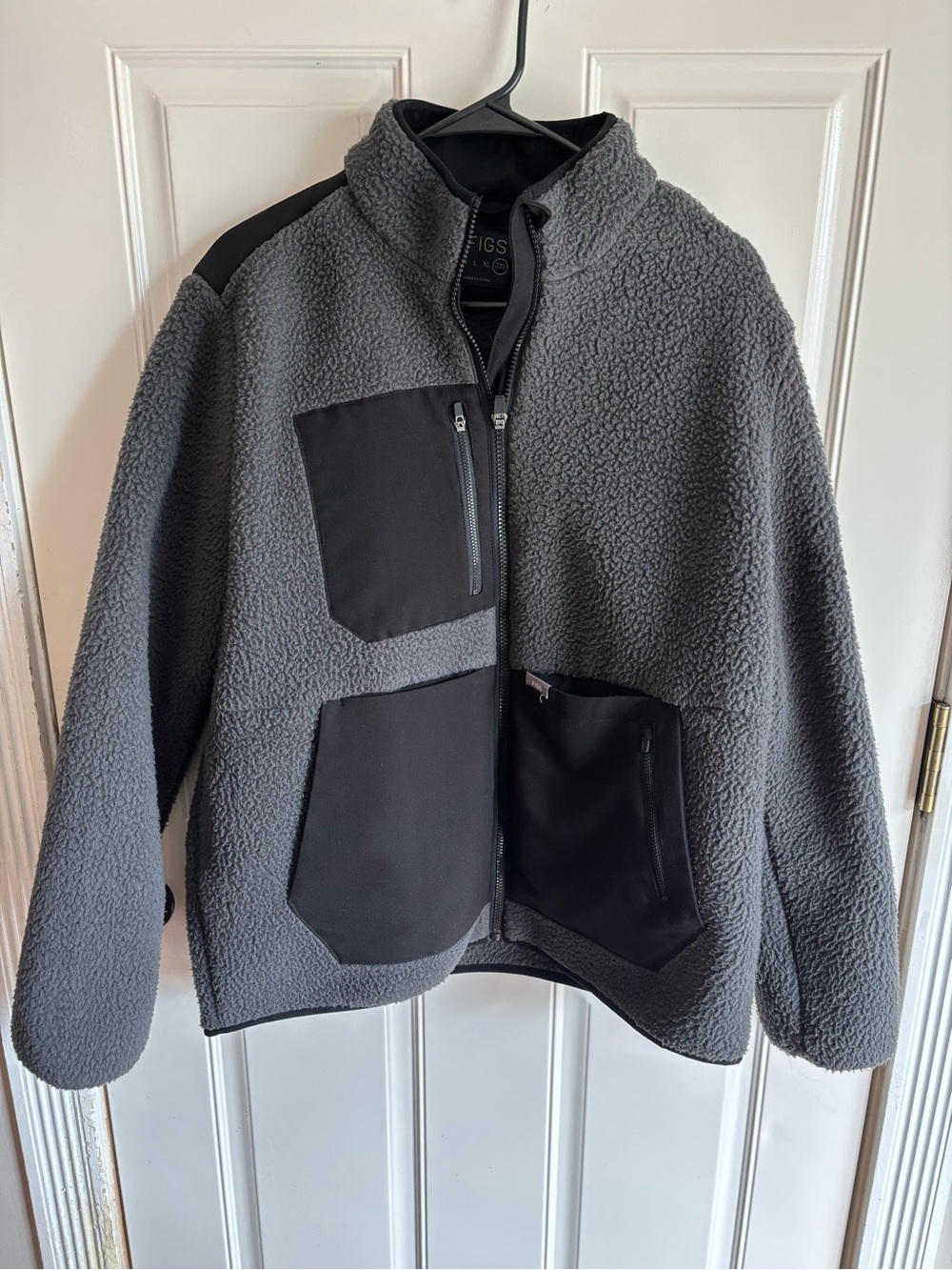 FIGS Women’s On Shift Sherpa Jacket